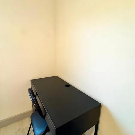 Le Romanesque Apartment *